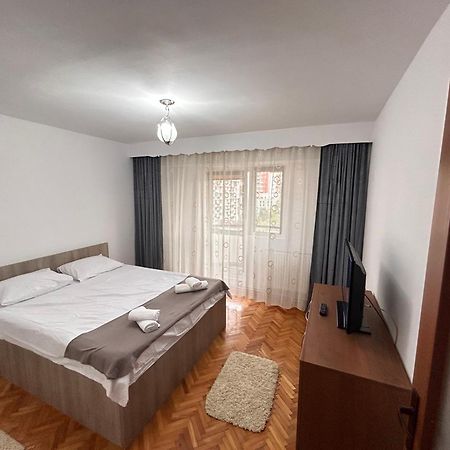 Adt Propiety Appartement Cluj-Napoca Buitenkant foto